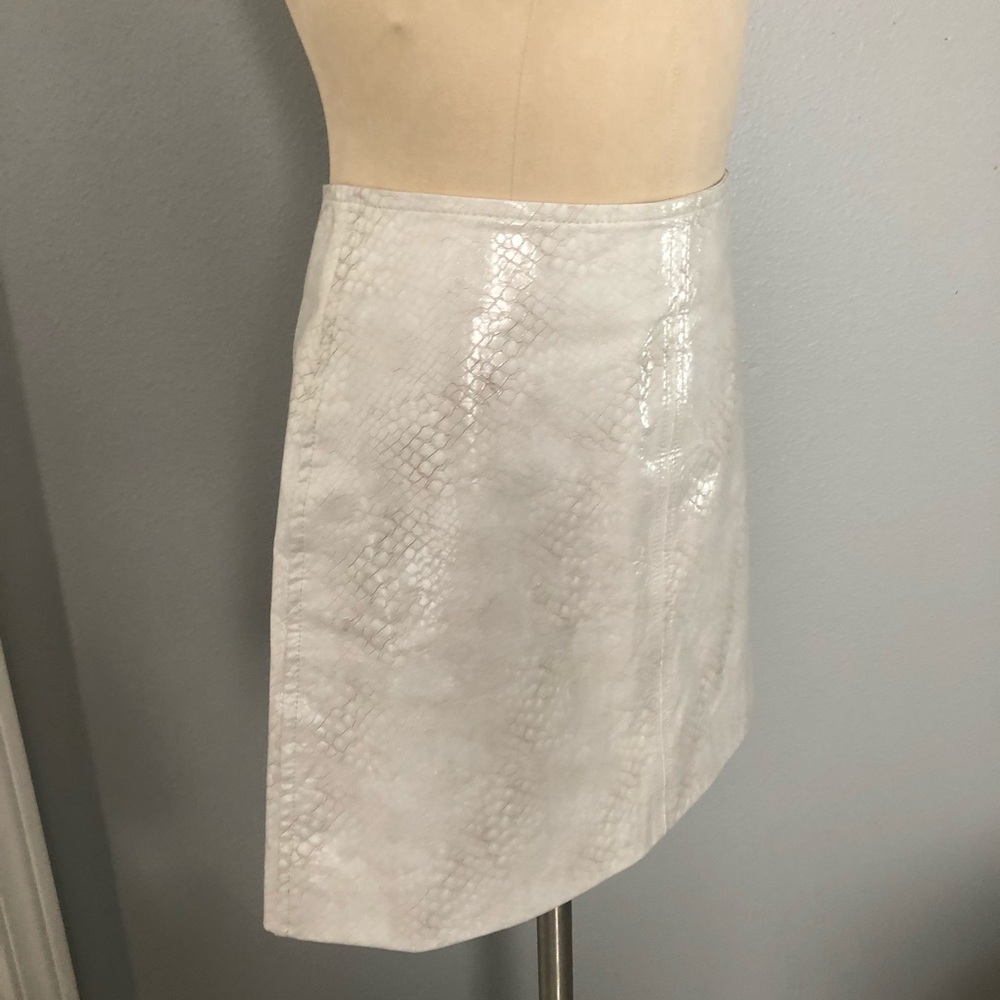 Snakeskin skirt - Picture 4 of 7